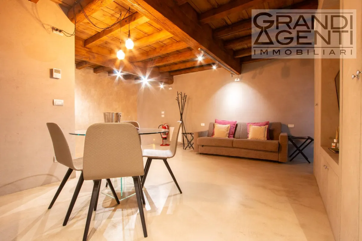 Appartamento in vendita a Verona, Centro storico - foto 8