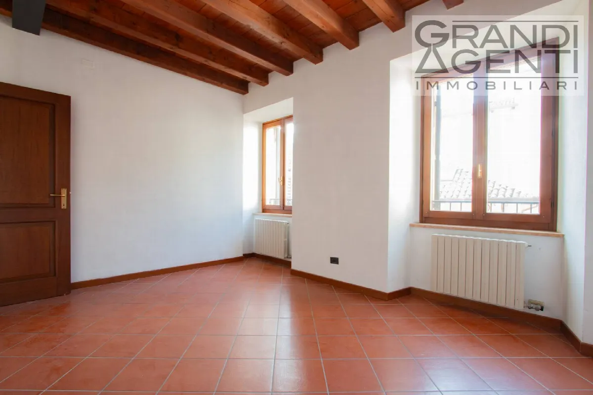 Appartamento in vendita a Verona, Centro storico - foto 9
