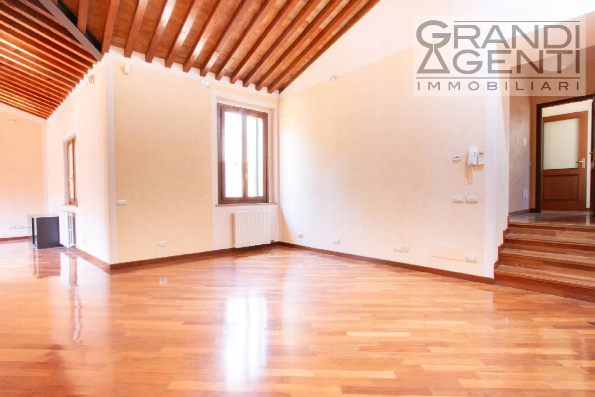 Appartamento in vendita a Verona, Centro storico - foto 10