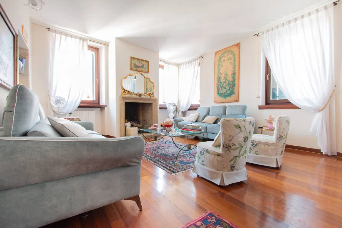 Appartamento in vendita a Verona, Centro storico - foto 4