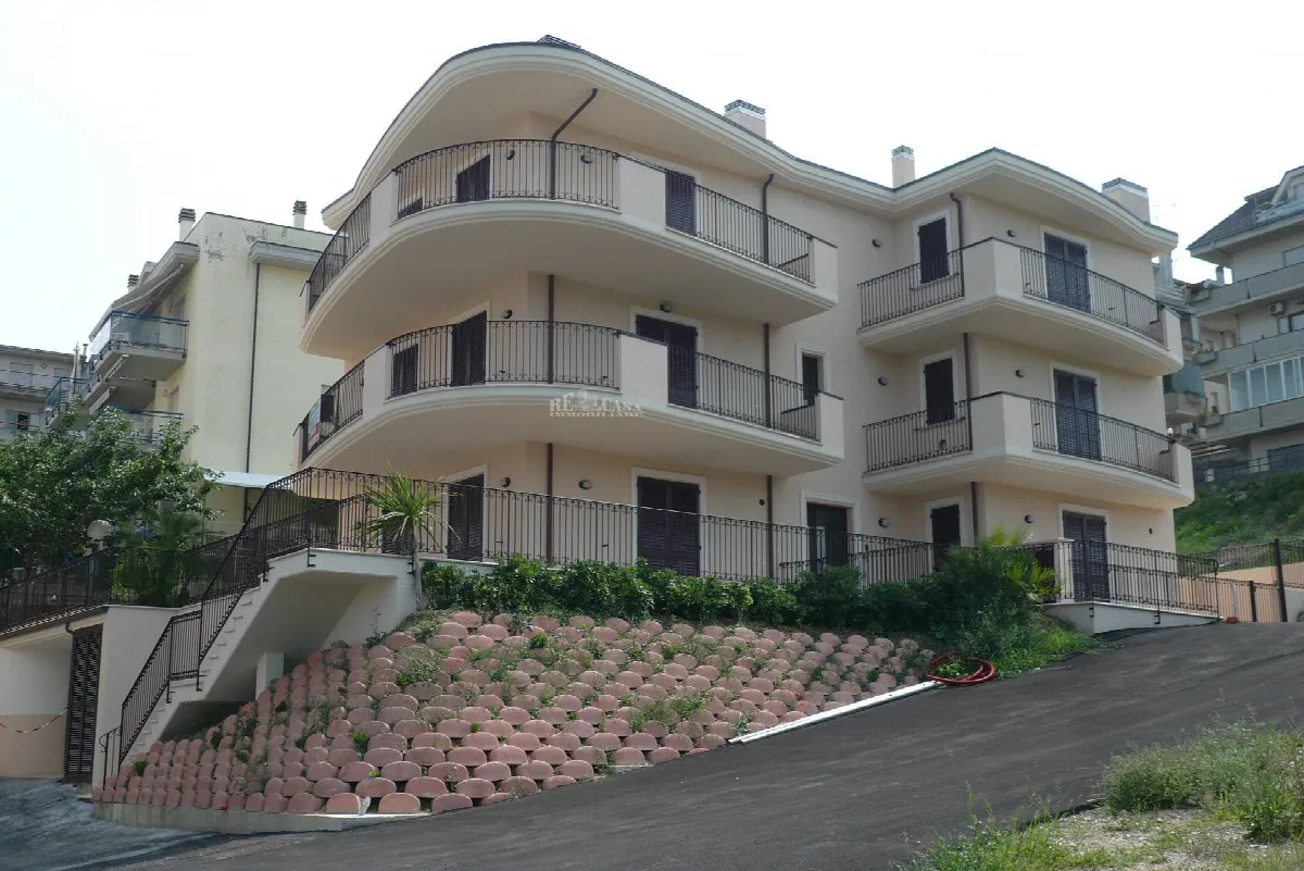 Appartamento in vendita a Monteprandone, COLLINARE - foto 1