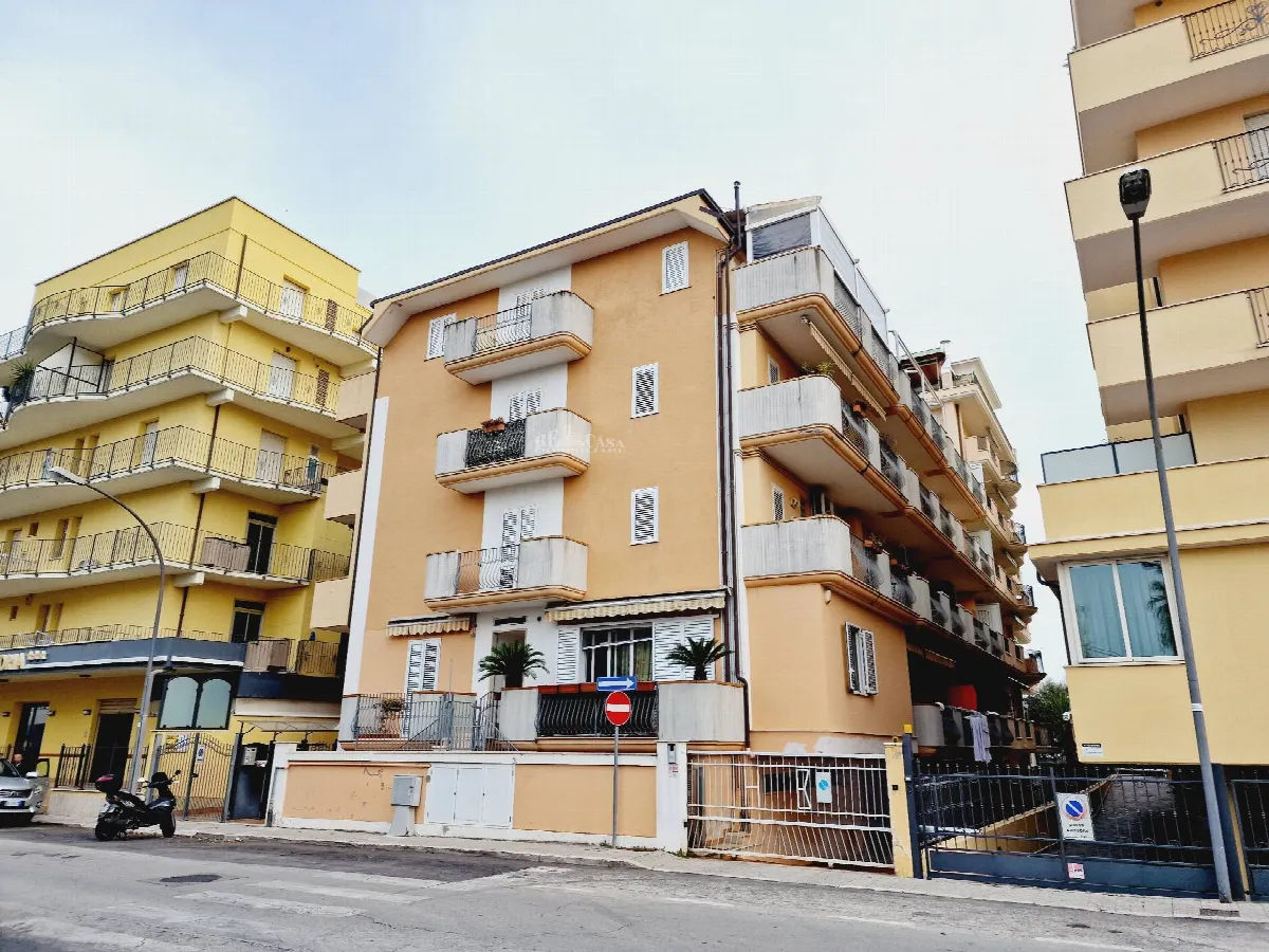 Appartamento in vendita a San Benedetto del Tronto, PORTO D'ASCOLI (lungomare) - foto 1
