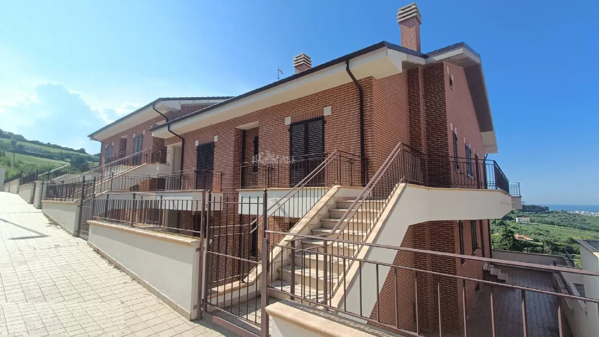 Appartamento in vendita a Colonnella - foto 1