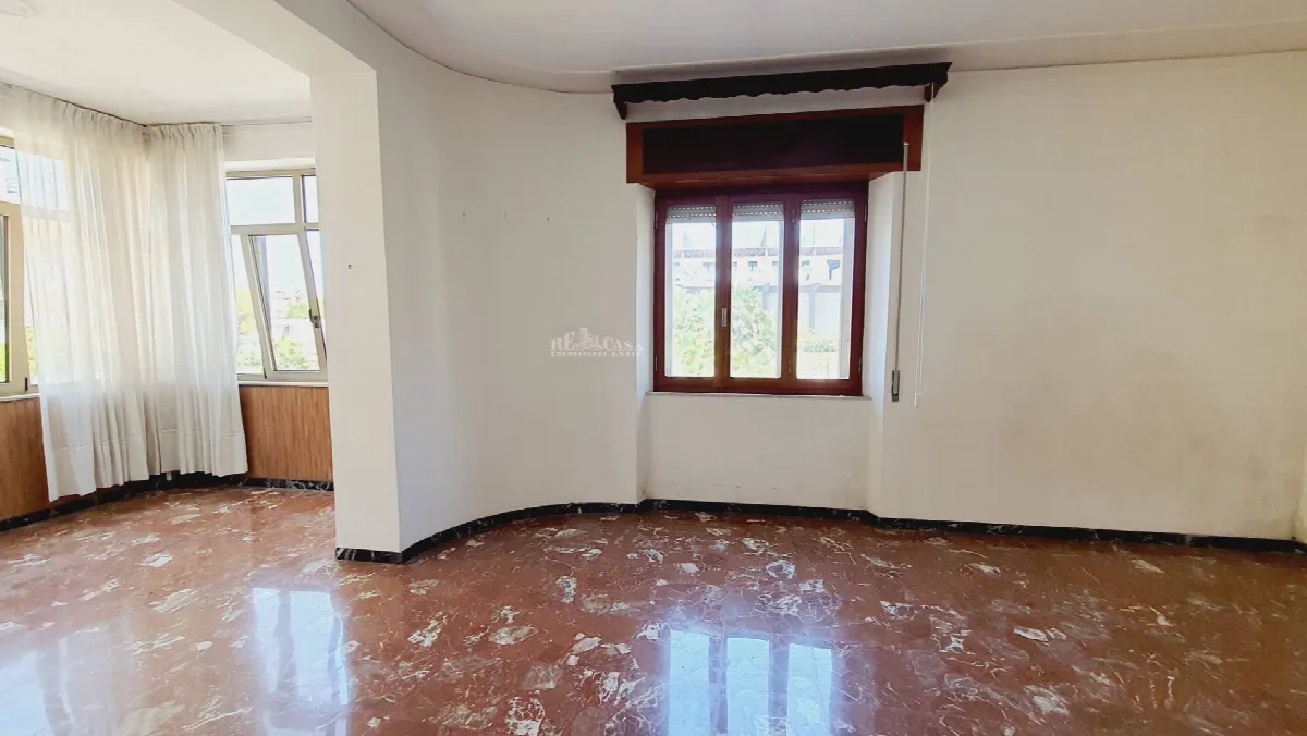 Appartamento in vendita a San Benedetto del Tronto, CENTRALE (verso nord) - foto 2