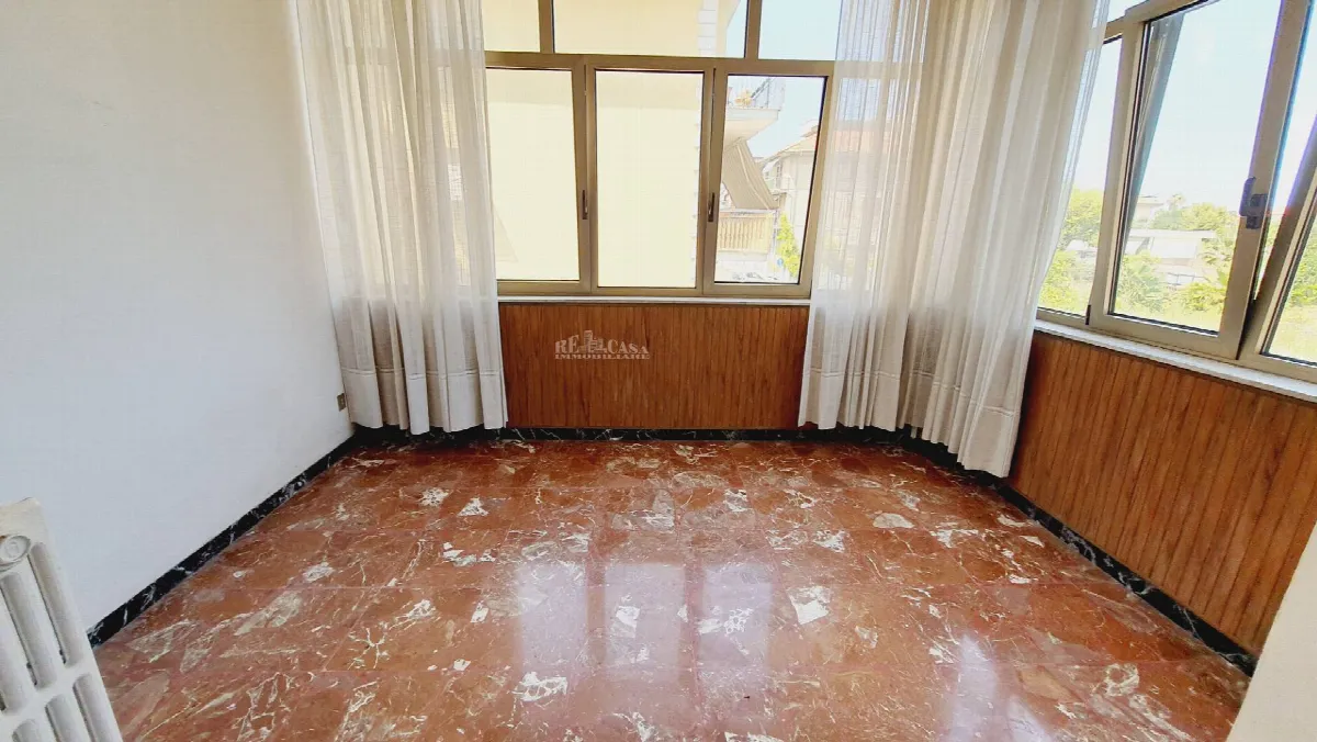 Appartamento in vendita a San Benedetto del Tronto, CENTRALE (verso nord) - foto 3