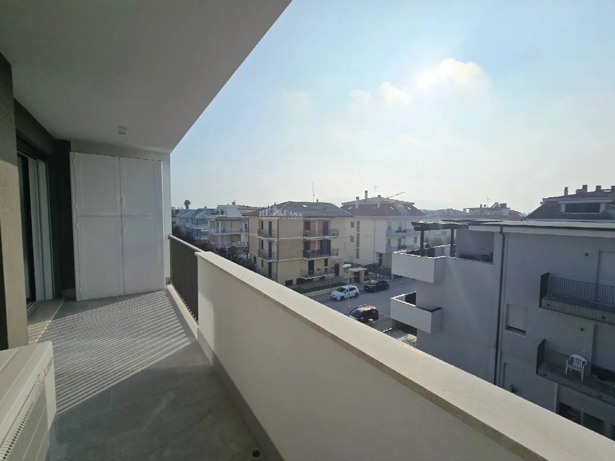 Appartamento in vendita a San Benedetto del Tronto, PORTO D'ASCOLI (lungomare) - foto 9