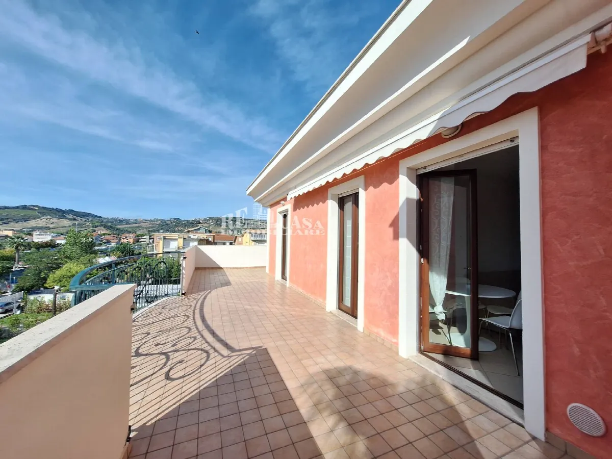 Appartamento in vendita a Martinsicuro, Mare - foto 2