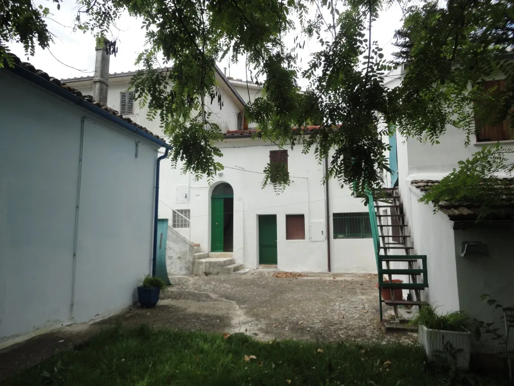 Casa nei borghi e castelli  in vendita a Apiro - foto 1