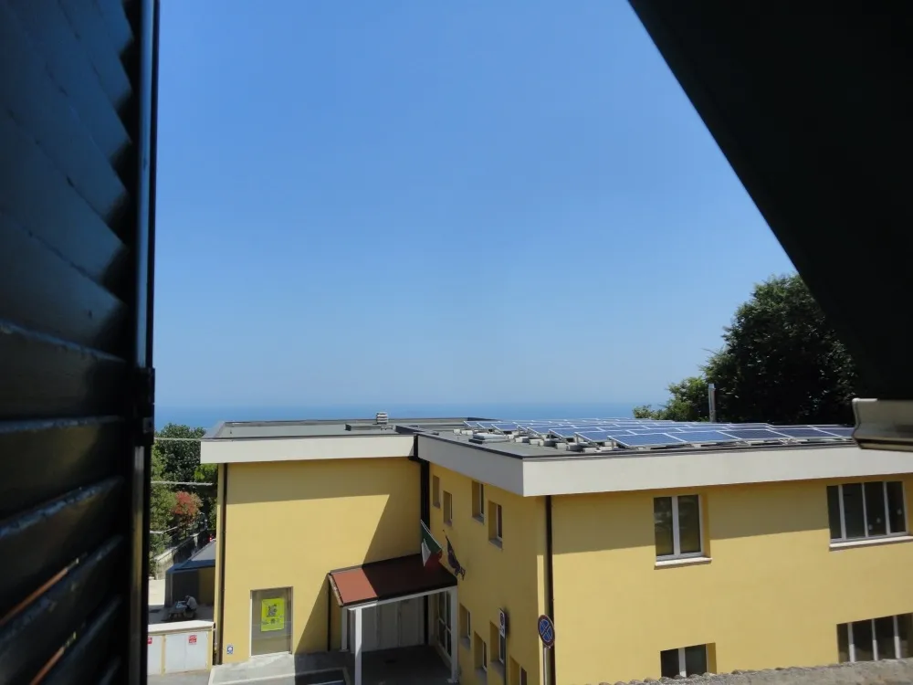 Appartamento al mare  in vendita a Falconara Marittima - foto 2