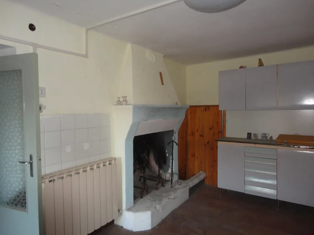 Casa nei borghi e castelli  in vendita a Arcevia - foto 3