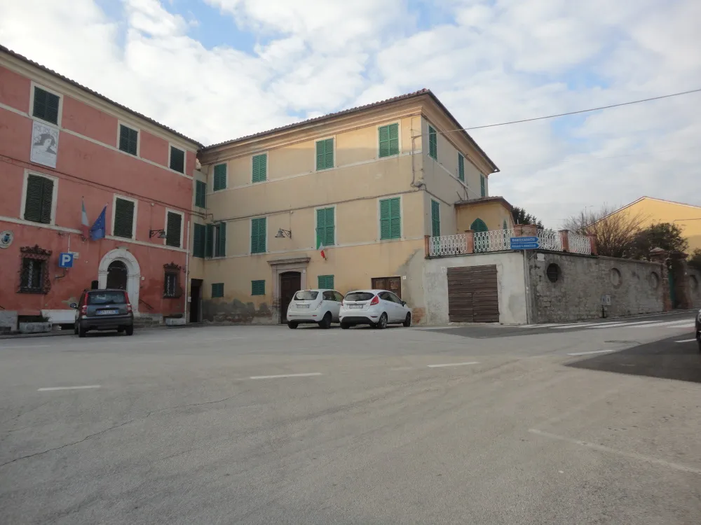 Casa nei borghi e castelli  in vendita a Castelplanio - foto 1