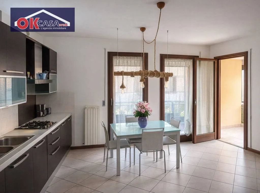 Appartamento in vendita a Verona, Borgo Roma - foto 2