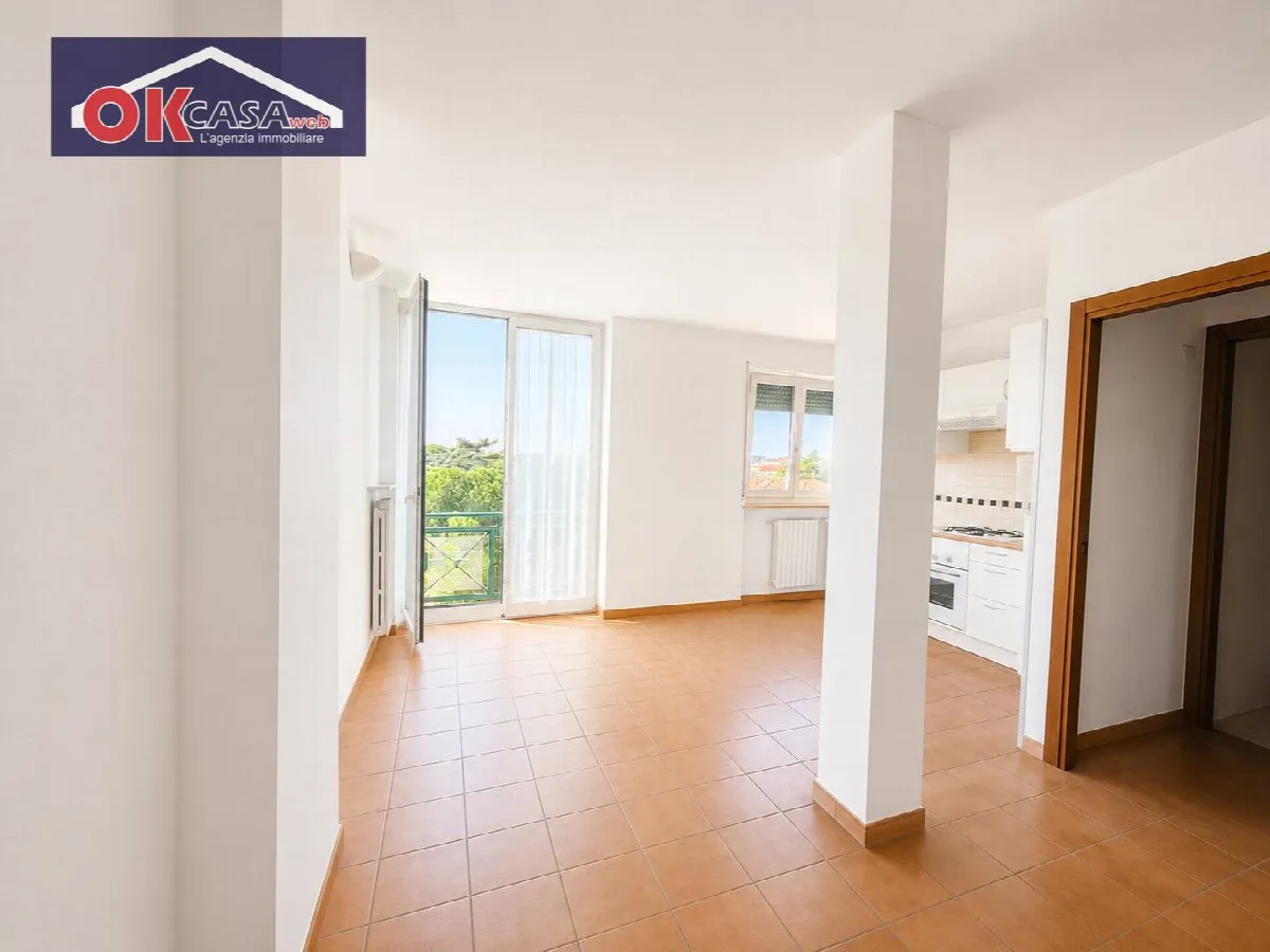 Appartamento in vendita a Verona, Borgo Roma - foto 1