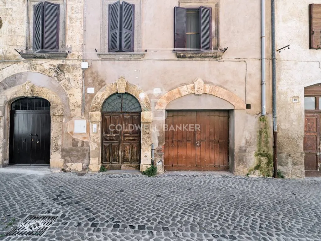 Appartamento in vendita a Tarquinia, Centro Storico - foto 2