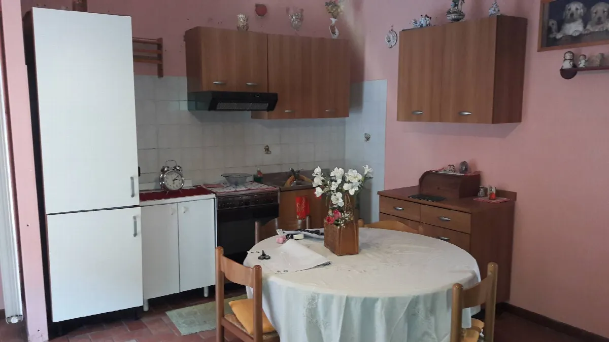 trilocale con area esterna in vendita a Vedano Olona - foto 10