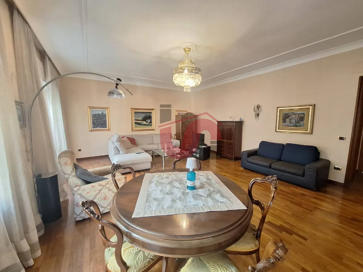 Appartamento in vendita a Benevento, CENTRO STORICO - foto 2