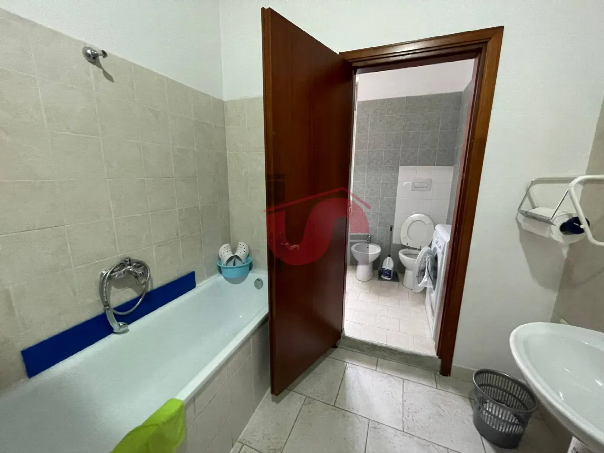 APPARTAMENTO + DI 4 LOCALI in vendita a Benevento, Mellusi/Atlantici - foto 7