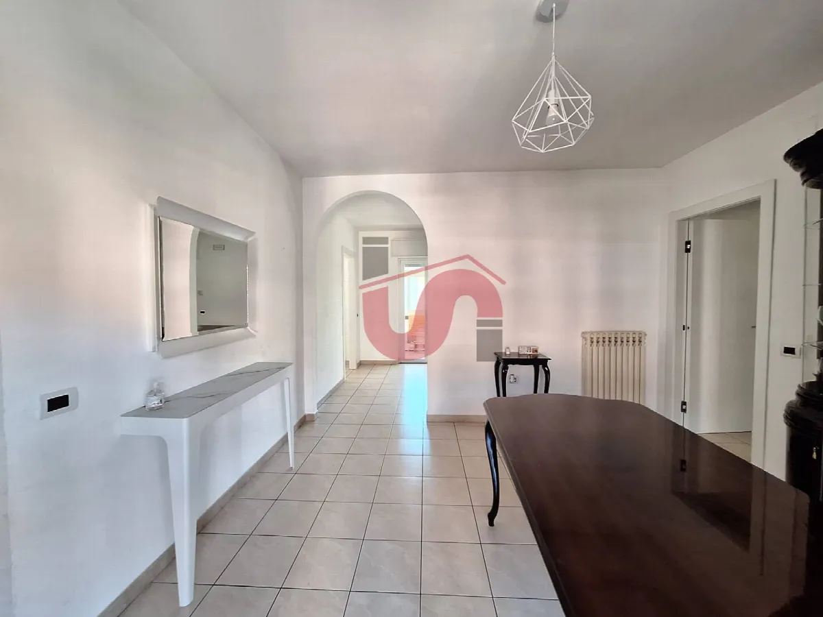 APPARTAMENTO + DI 4 LOCALI in vendita a Benevento, Libertà - foto 3