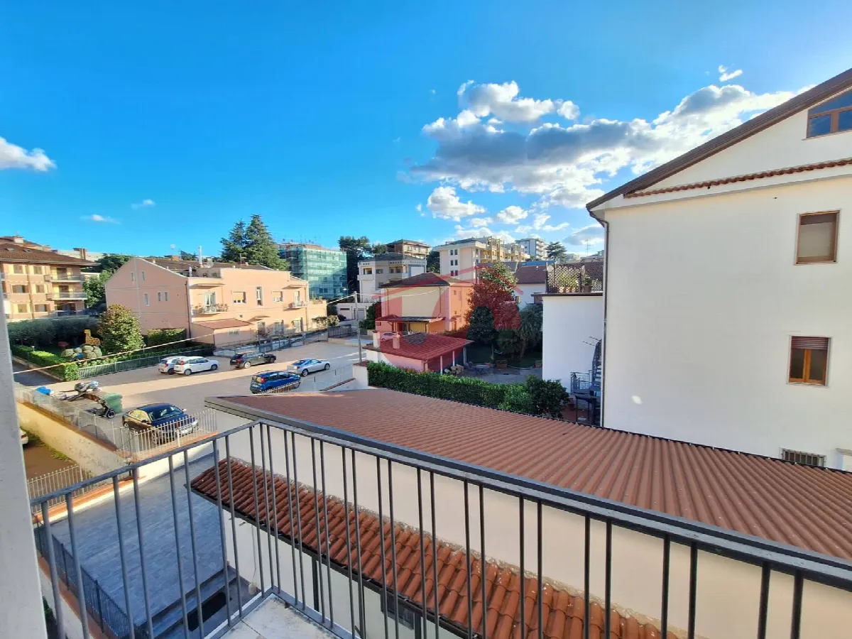 Appartamento in vendita a Benevento, Mellusi/Atlantici - foto 1