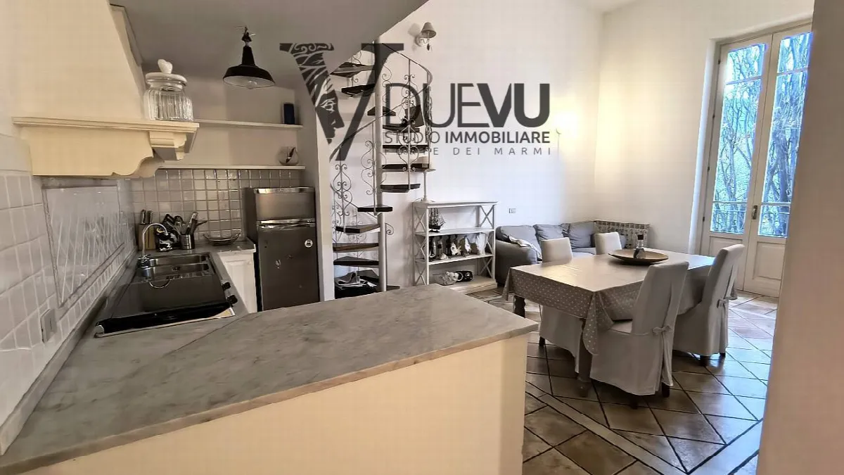 Appartamento in vendita a Seravezza, Querceta - foto 1
