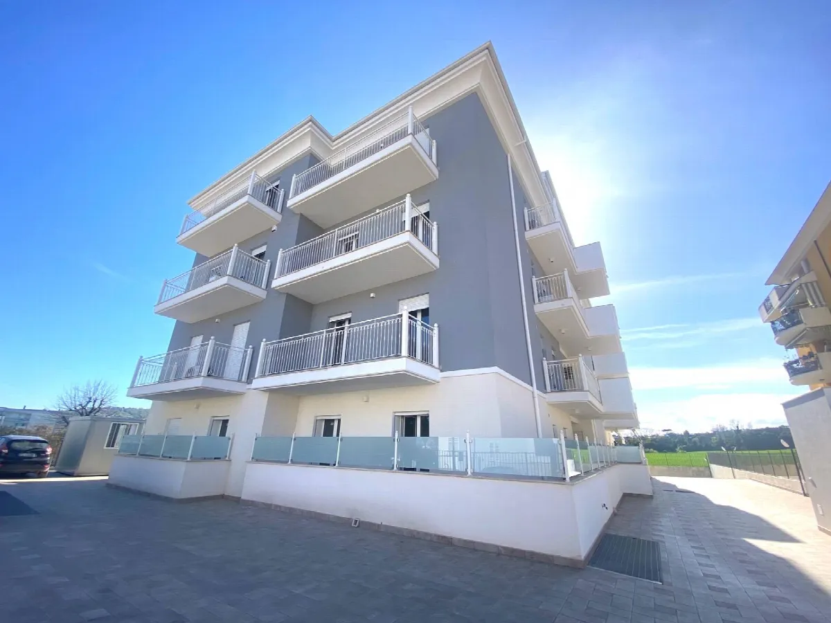 Appartamento in vendita a San Benedetto del Tronto, Porto D'ascoli residenziale - foto 1