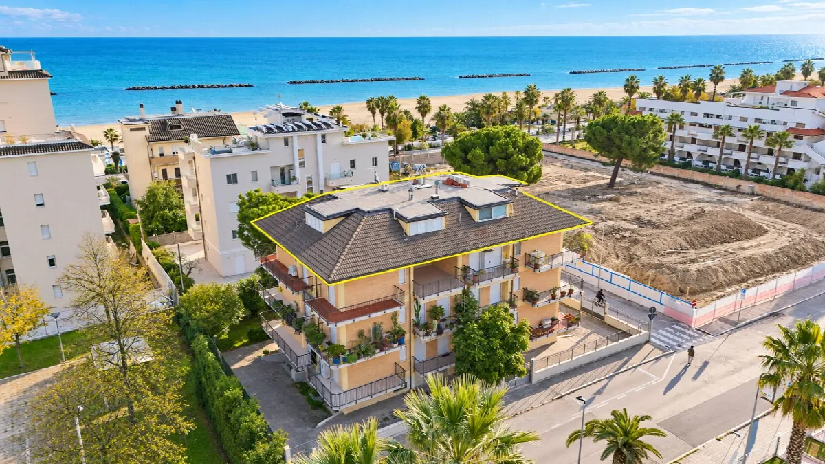 Appartamento in vendita a San Benedetto del Tronto, Porto D'ascoli lungomare - foto 2