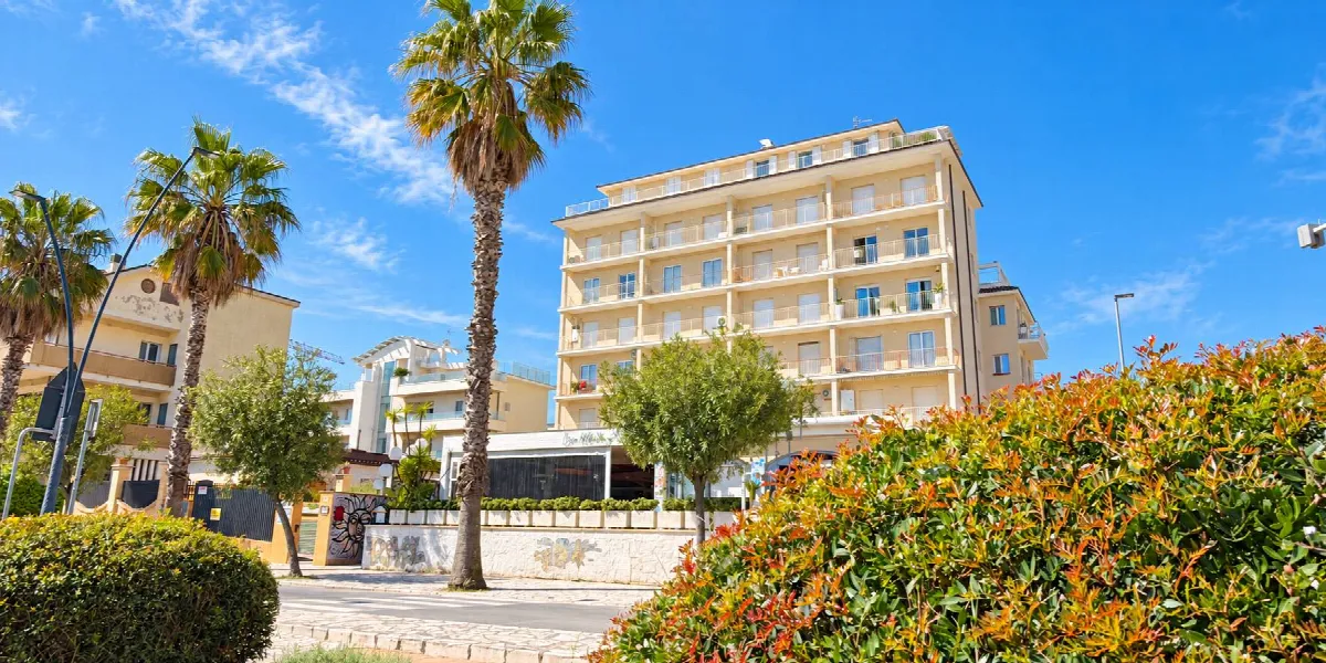 Appartamento in vendita a San Benedetto del Tronto, Porto D'ascoli lungomare - foto 1