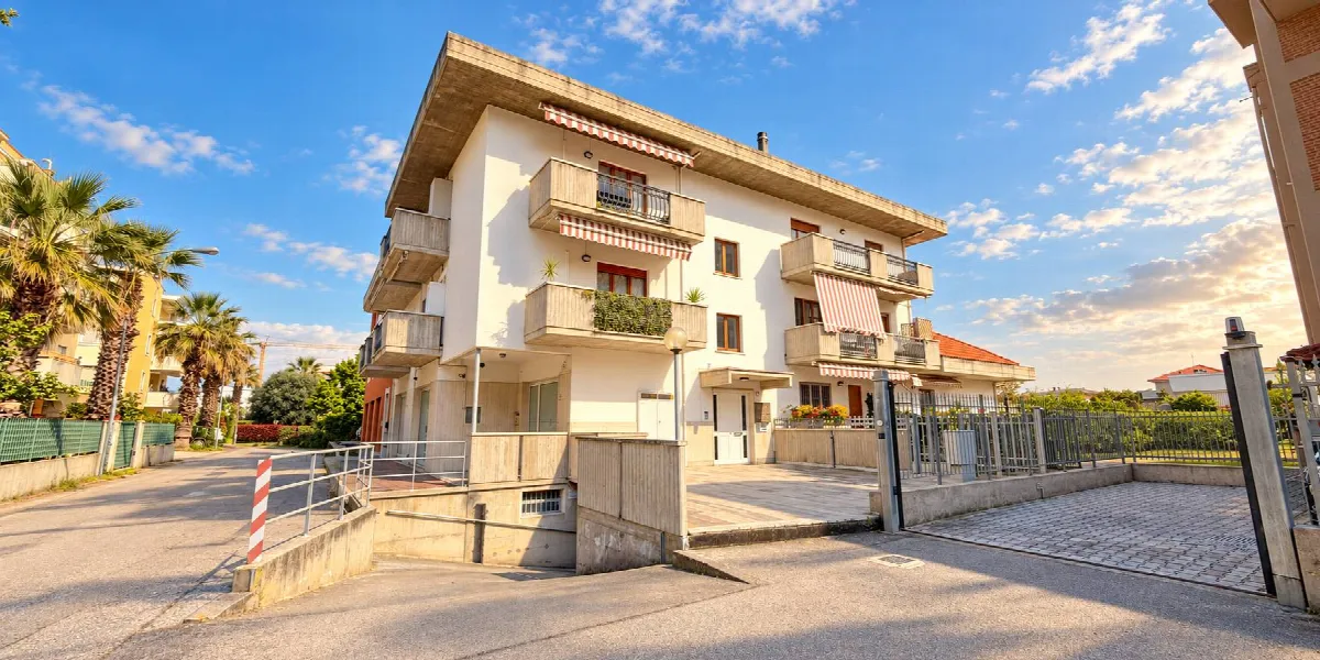 Appartamento in vendita a San Benedetto del Tronto, Porto D'ascoli residenziale - foto 1