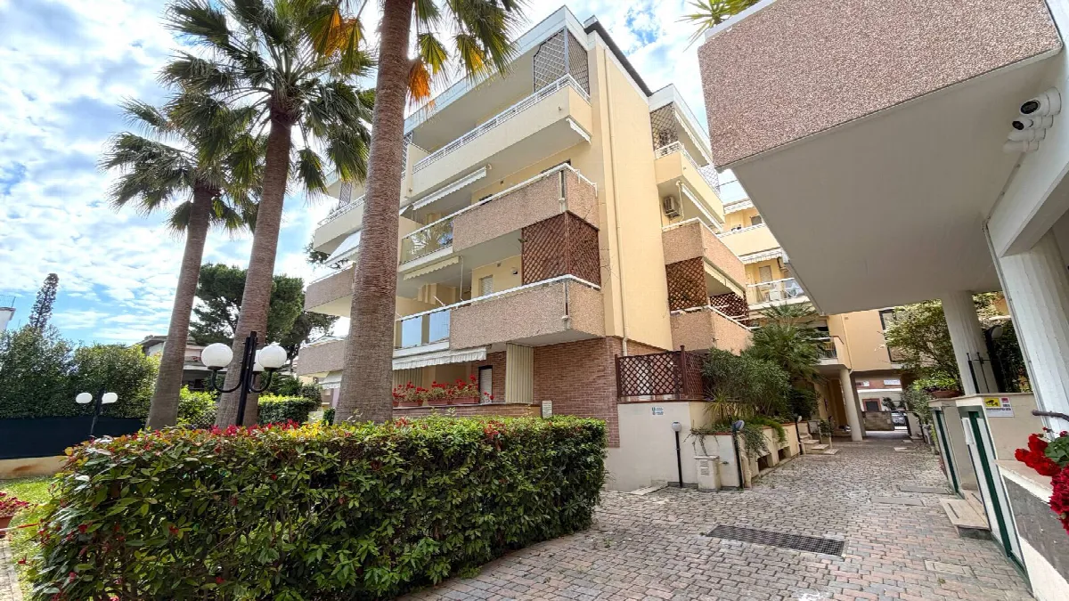 Appartamento in vendita a Tortoreto, Zona Mare - foto 5