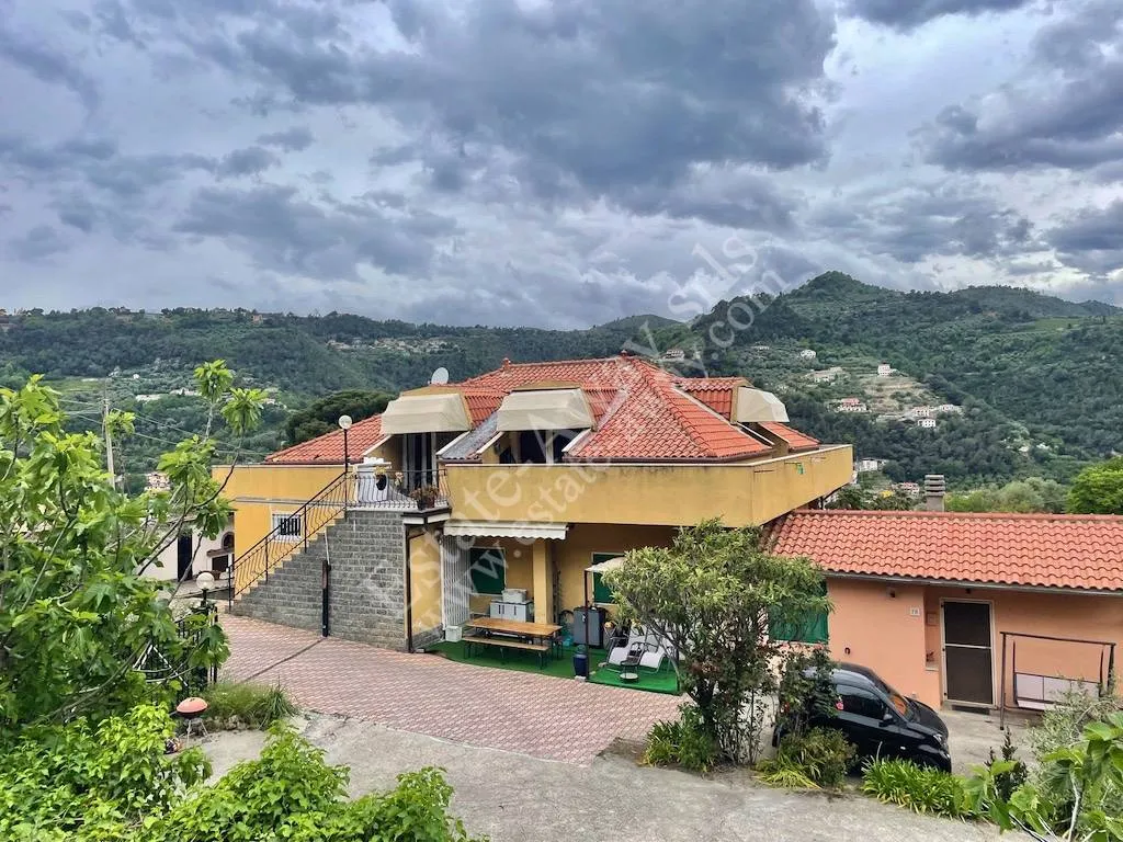 Appartamento in vendita a Camporosso - foto 1