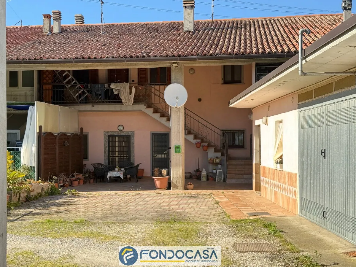 Appartamento in vendita a Cazzago San Martino - foto 1