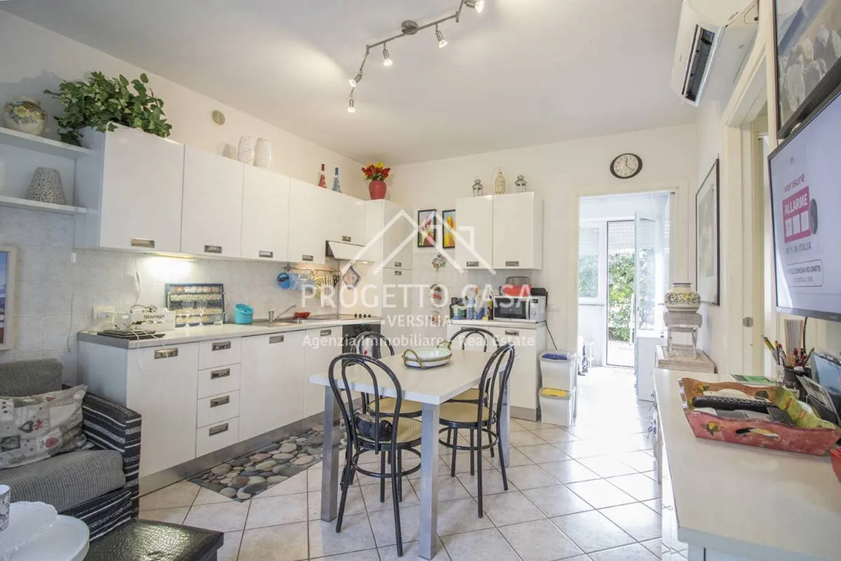 Appartamento in vendita a Pietrasanta, Marina di Pietrasanta - foto 2