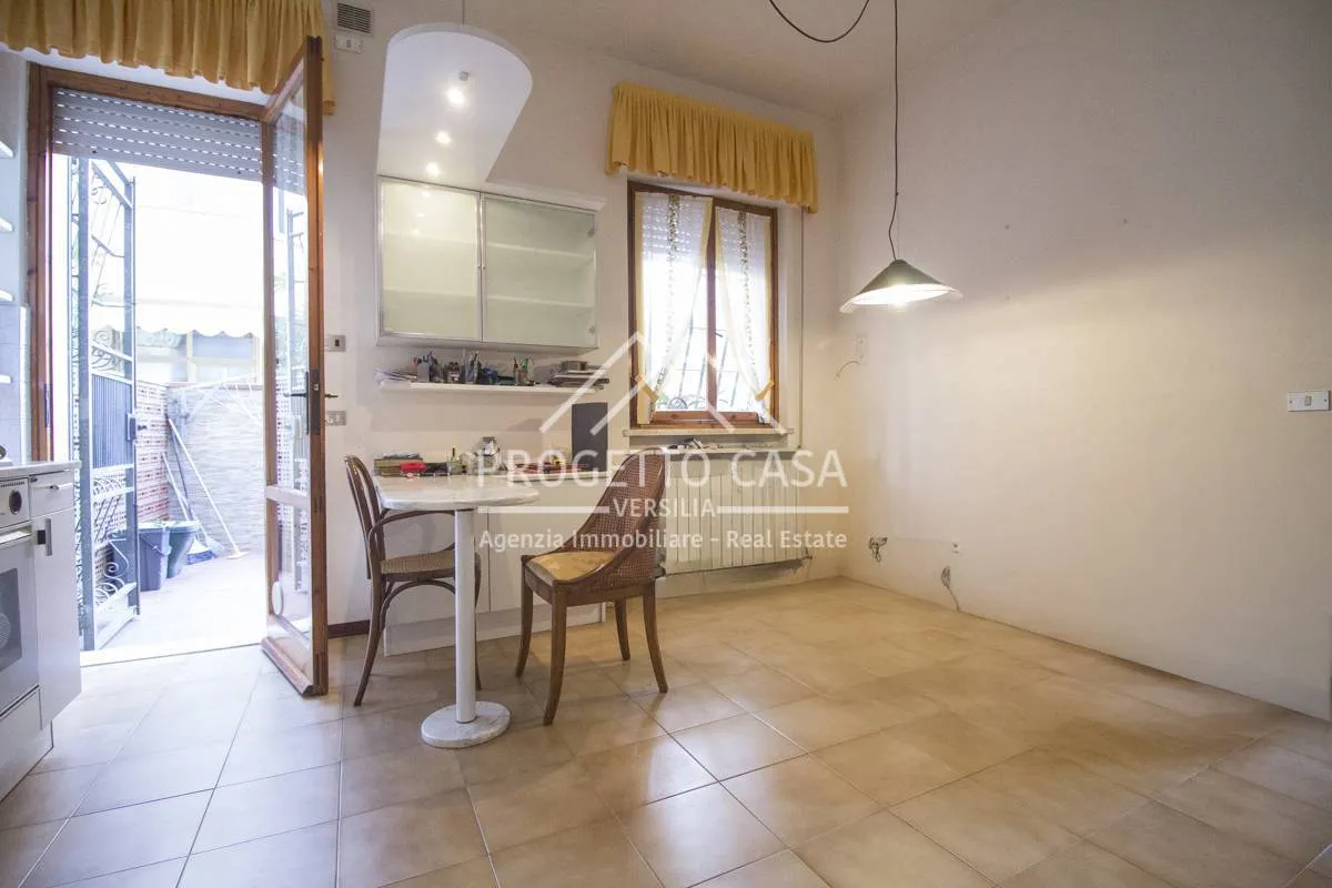 Appartamento in vendita a Viareggio, Campo d'Aviazione / Darsena - foto 5