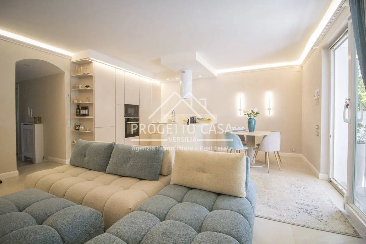 Appartamento in vendita a Camaiore, Lido di Camaiore - foto 2