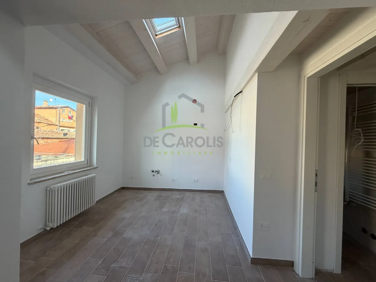 Appartamento in vendita a Ascoli Piceno, Centro Storico - foto 2