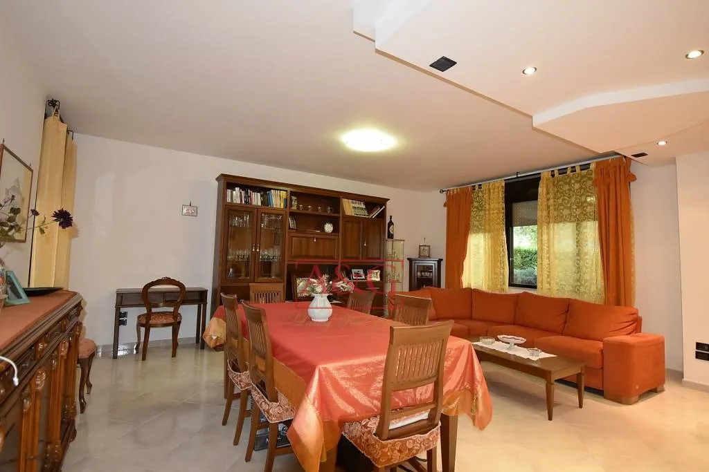 Appartamento in vendita a Sarnano, Campagna - foto 4