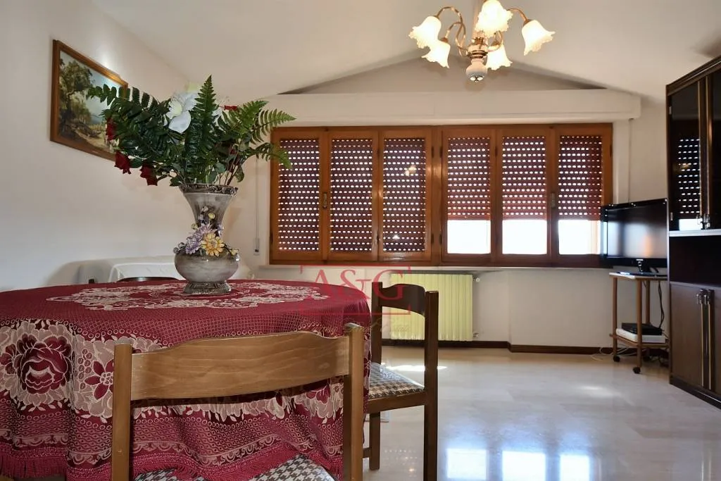 Appartamento in vendita a Amandola, Periferia - foto 1