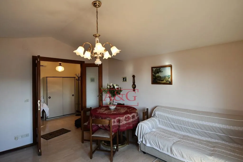 Appartamento in vendita a Amandola, Periferia - foto 2