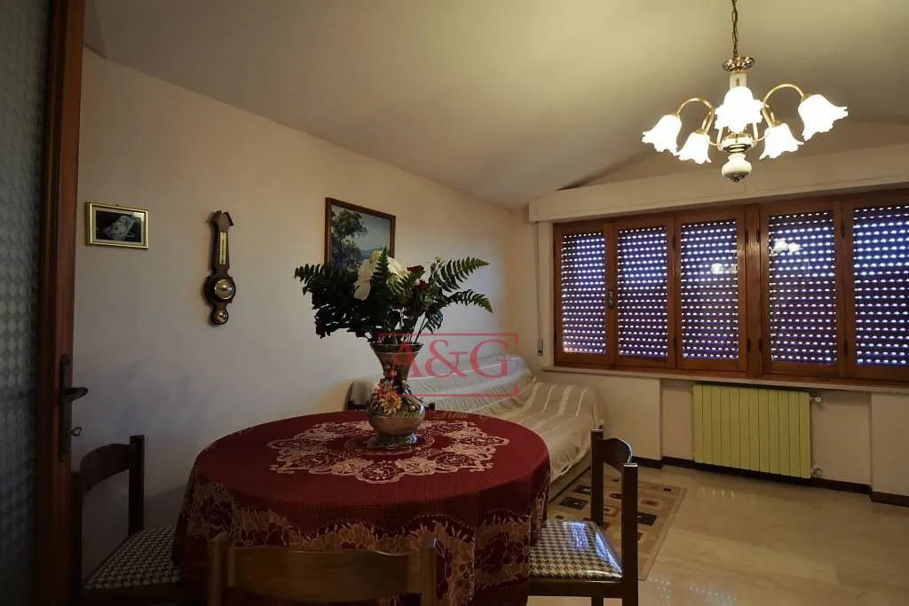 Appartamento in vendita a Amandola, Periferia - foto 3