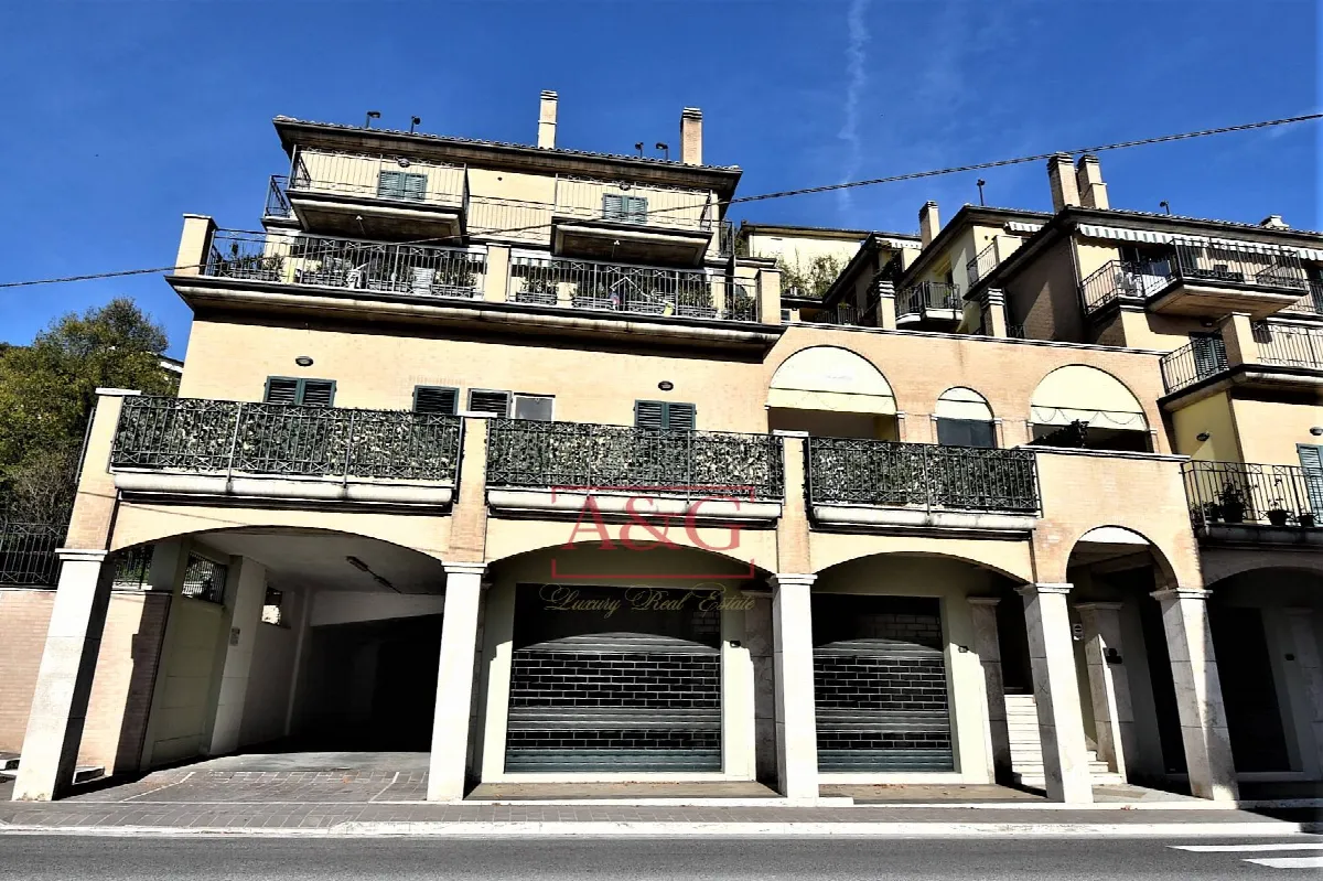 Appartamento in vendita a Amandola, Centro - foto 1