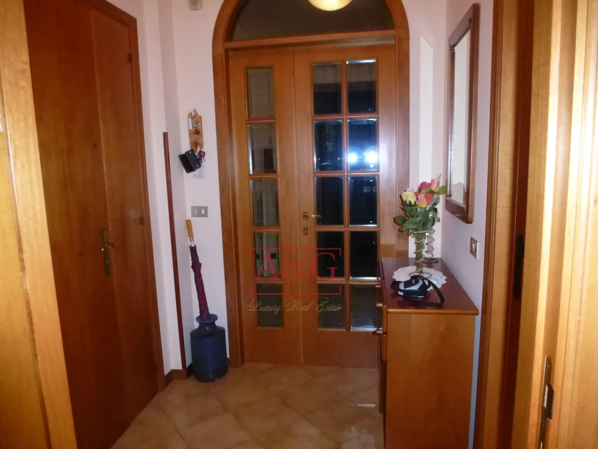 Appartamento in vendita a Sarnano, Centro - foto 2