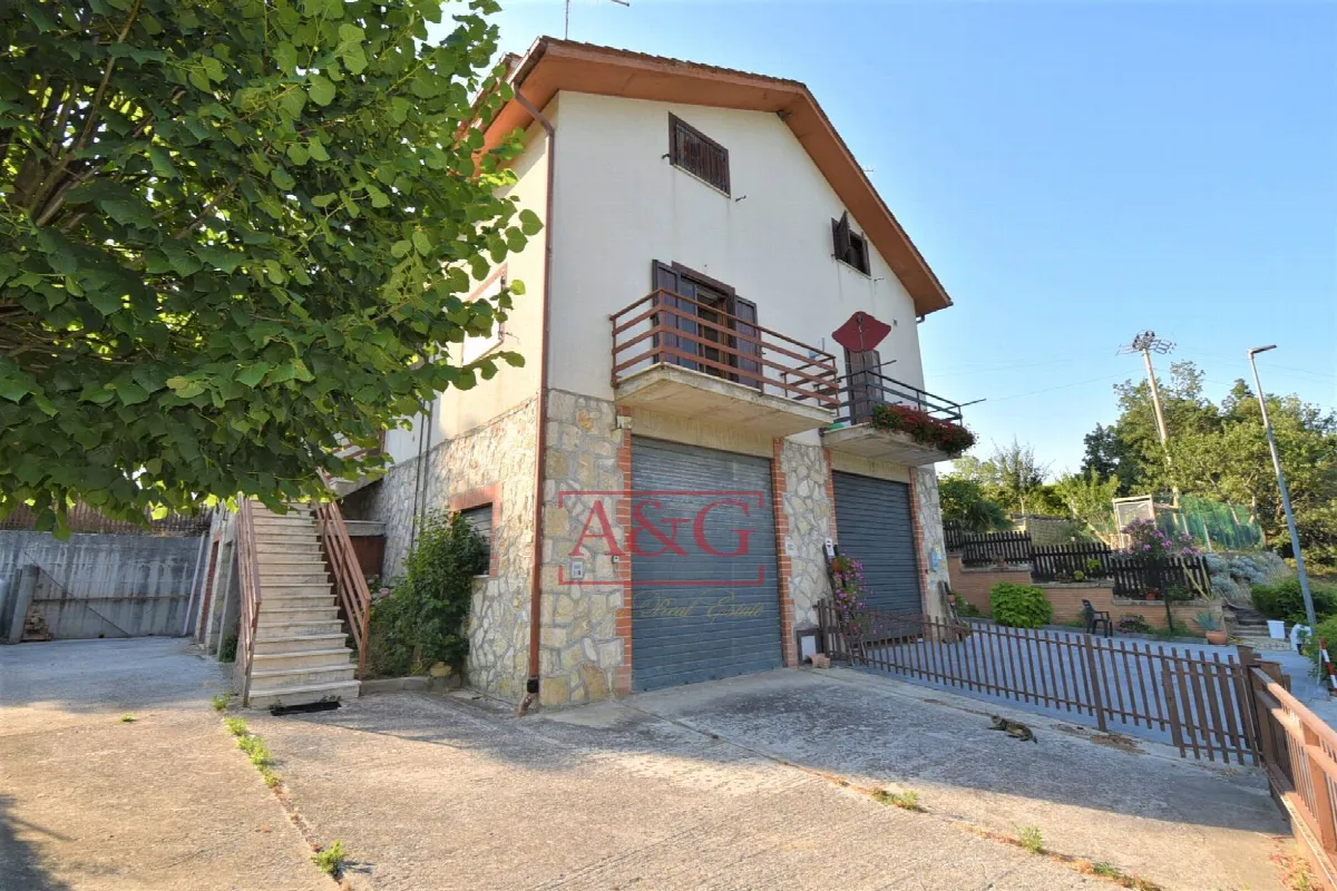 Appartamento in vendita a Montemonaco, Campagna - foto 3
