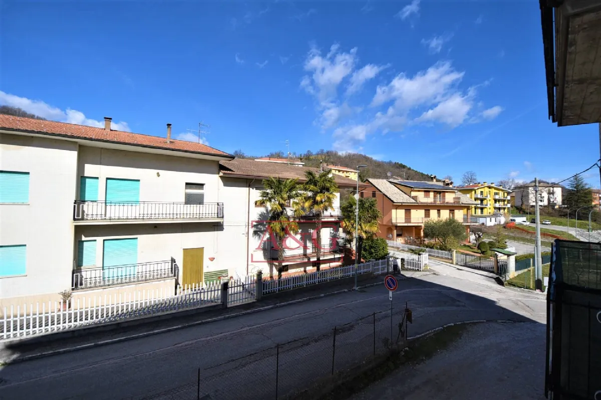 Appartamento in vendita a Comunanza, Centro - foto 5