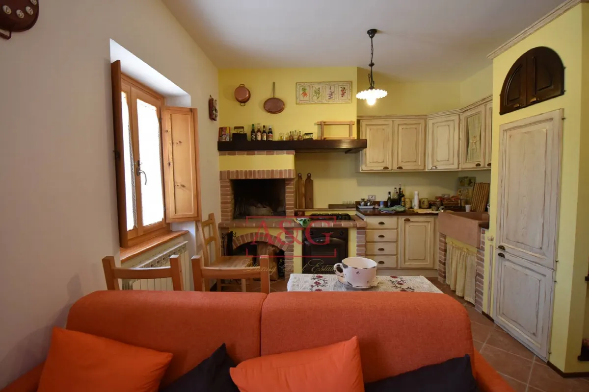 Appartamento in vendita a Montefortino, Periferia - foto 2