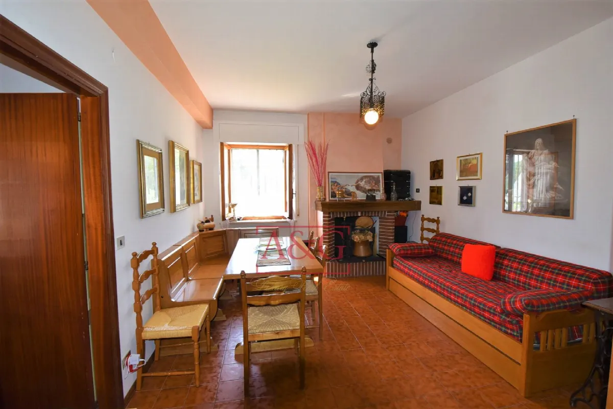 Appartamento in vendita a Montemonaco, Periferia - foto 2