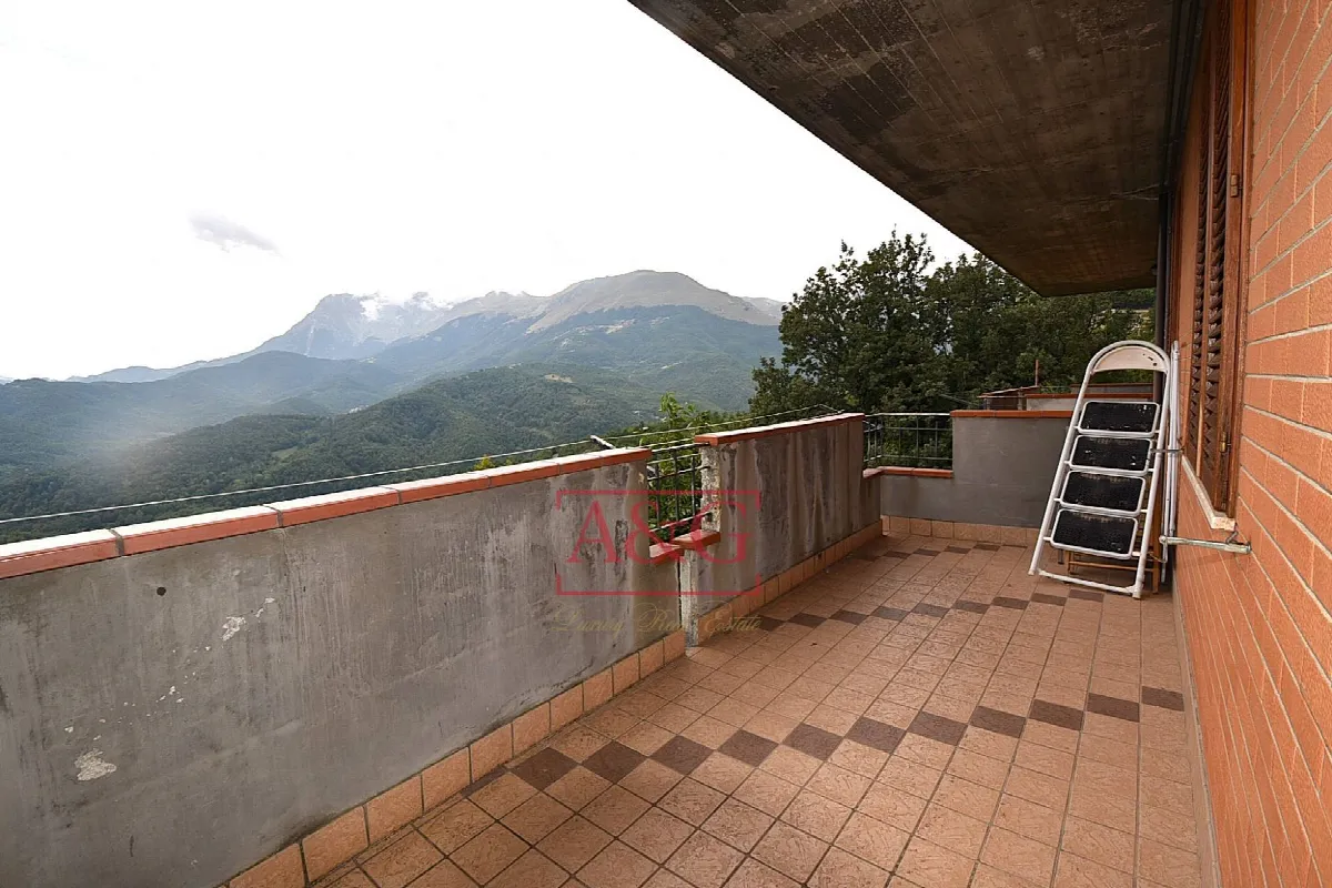 Appartamento in vendita a Montemonaco, Centro - foto 3