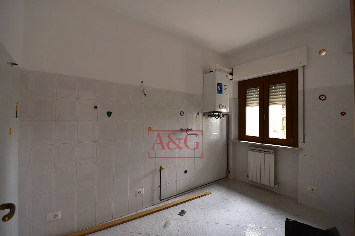 Appartamento in vendita a Montemonaco, Centro - foto 4