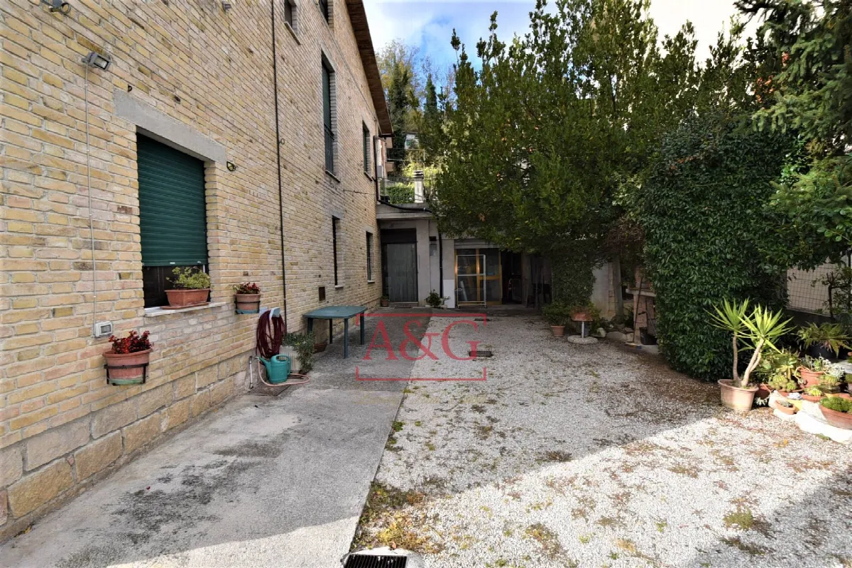 Appartamento in vendita a Amandola, Periferia - foto 3