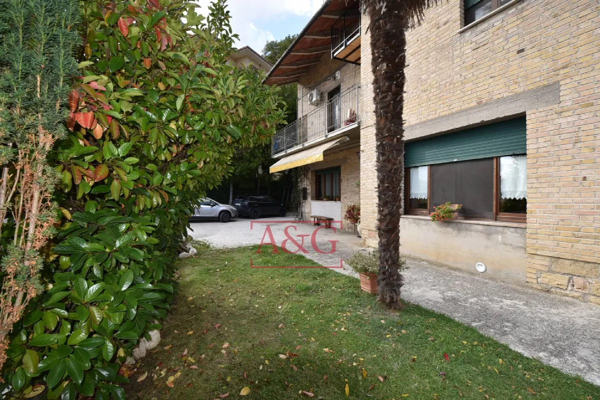 Appartamento in vendita a Amandola, Periferia - foto 4