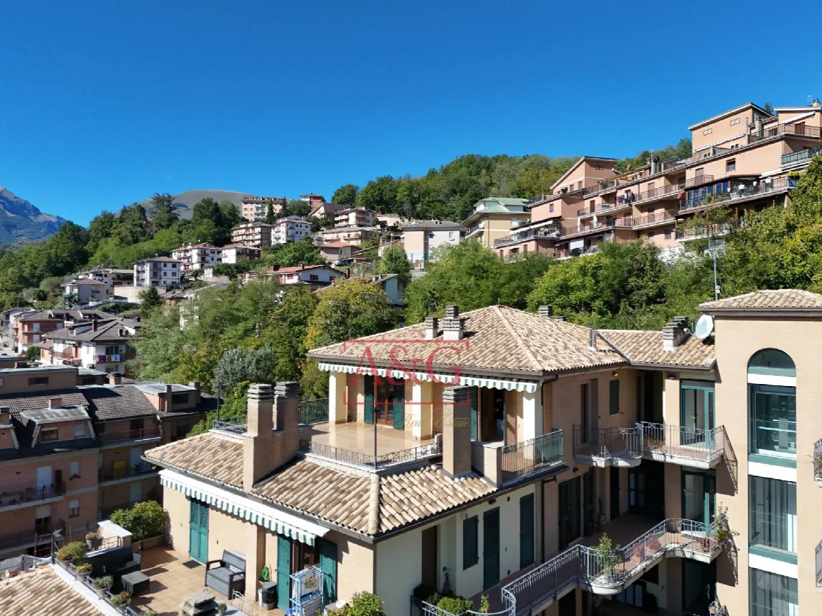 Appartamento in vendita a Amandola, Centro - foto 3